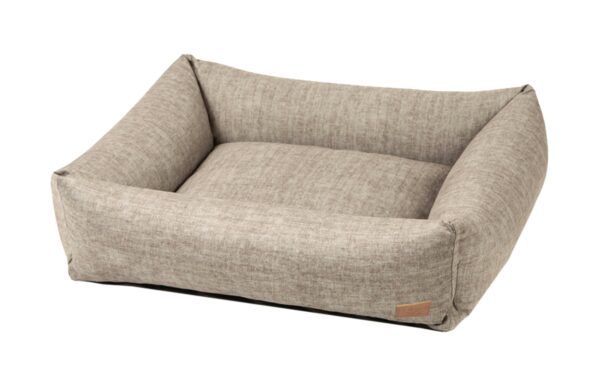 Designed by Lotte Hundebett  Unnay